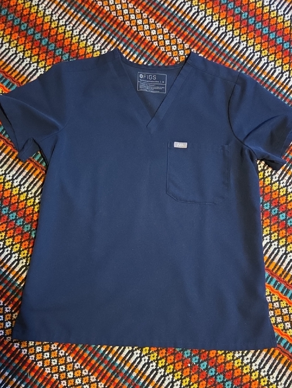 2 Figs Womens Navy Short-Sleeve V-Neck Scrub Top